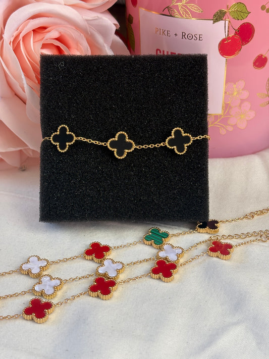 Flores bracelets