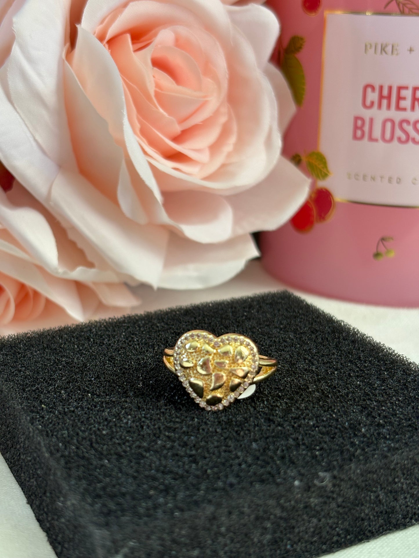 Nugget heart ring