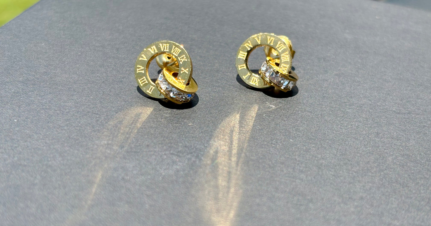 Romaine earring