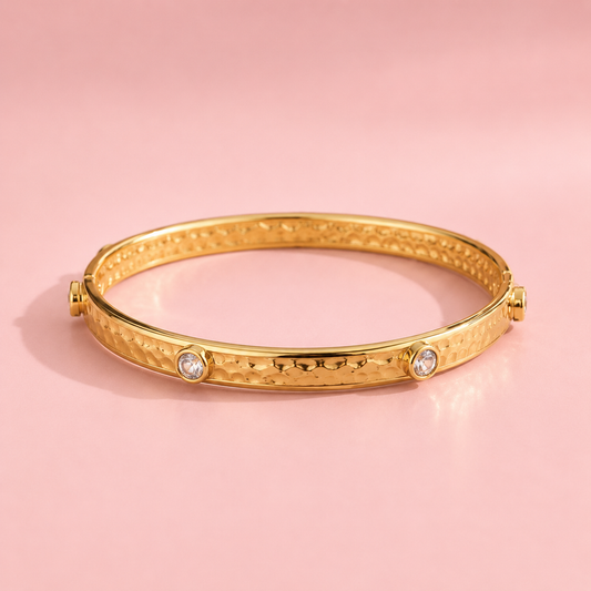 Tierra Bangle